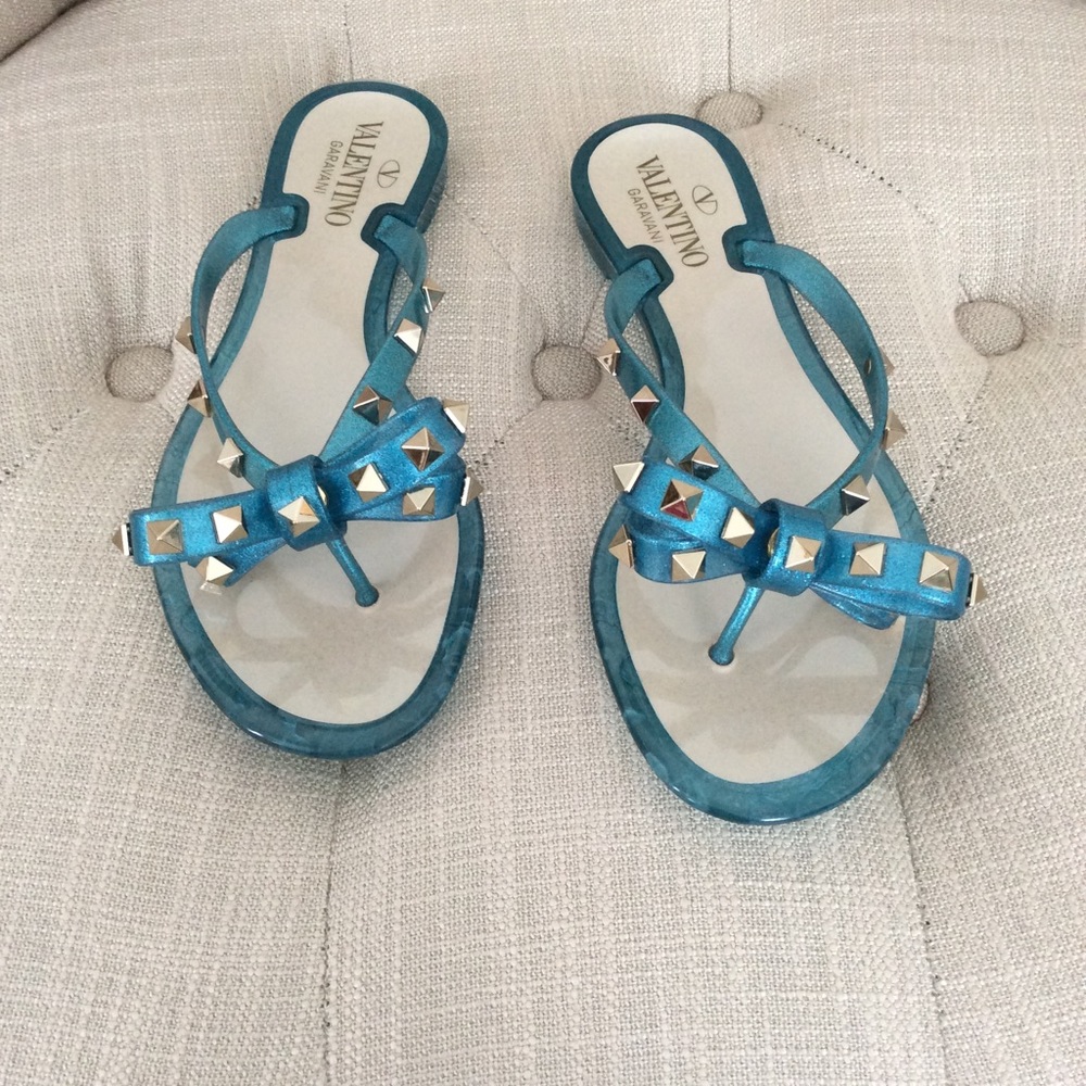 Valentino pvc thongs